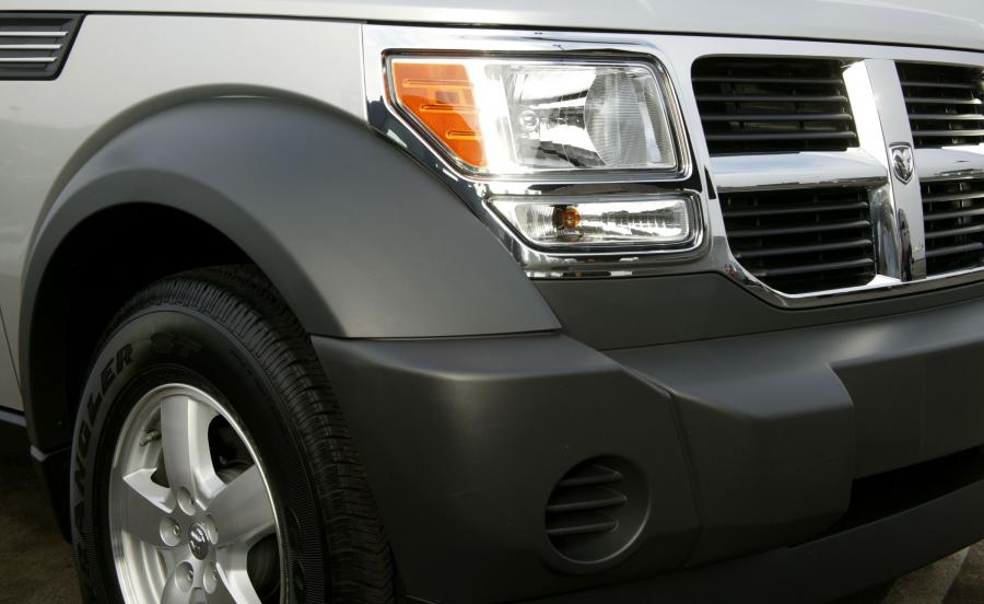  Dodge Nitro 2007 года  (фото 86 из 152)